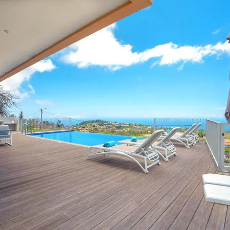 Villa Casa Luz - Stunning Family Home By Lovelystay *