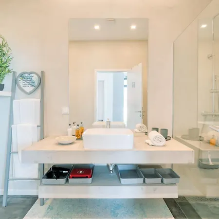 Casa Luz - Stunning Family Home By Lovelystay Villa Prazeres