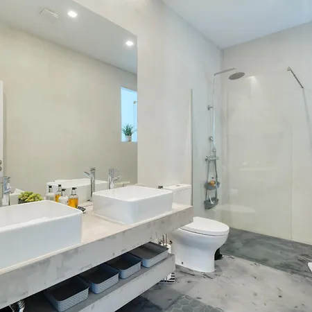 Villa Casa Luz - Stunning Family Home By Lovelystay Prazeres