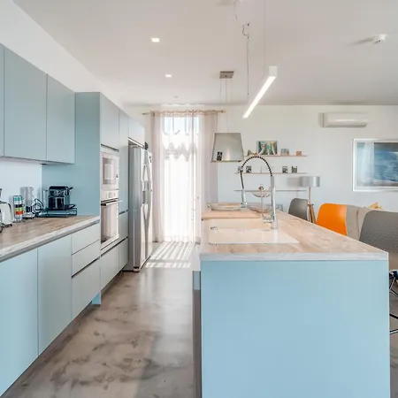 Casa Luz - Stunning Family Home By Lovelystay